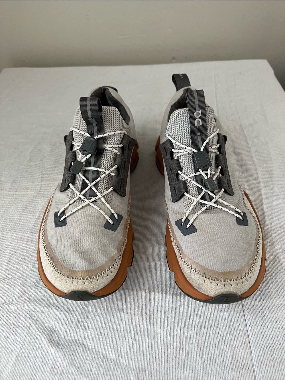 On Running Cloudaway Glacier Pecan Women’s Size 9 Sneakers - Picture 2 of 7